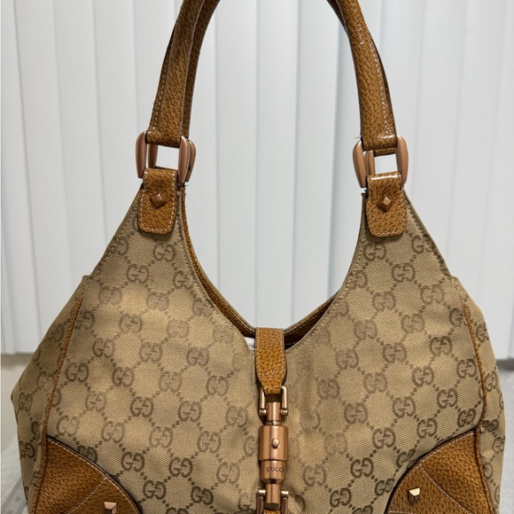 Gucci Tan and Brown Monogram Shoulder Bag - Picture 3 of 15